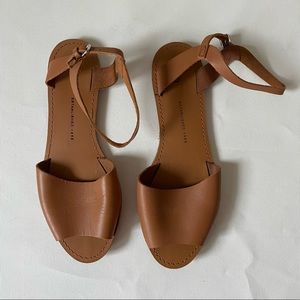 Gap Sandals Size 9